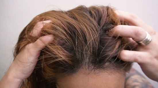 Stop hair falling by using mustard oil