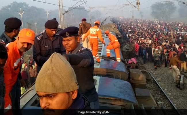 दिल्ली आ रही सीमांचल एक्सप्रेस पटरी से उतरी, 7 लोगों की हुई मौत कई धायल